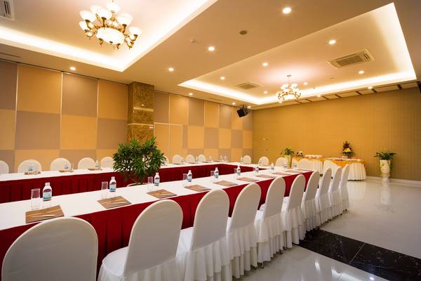 PHÒNG HỘI NGHỊ CỦA KHÁCH SẠN